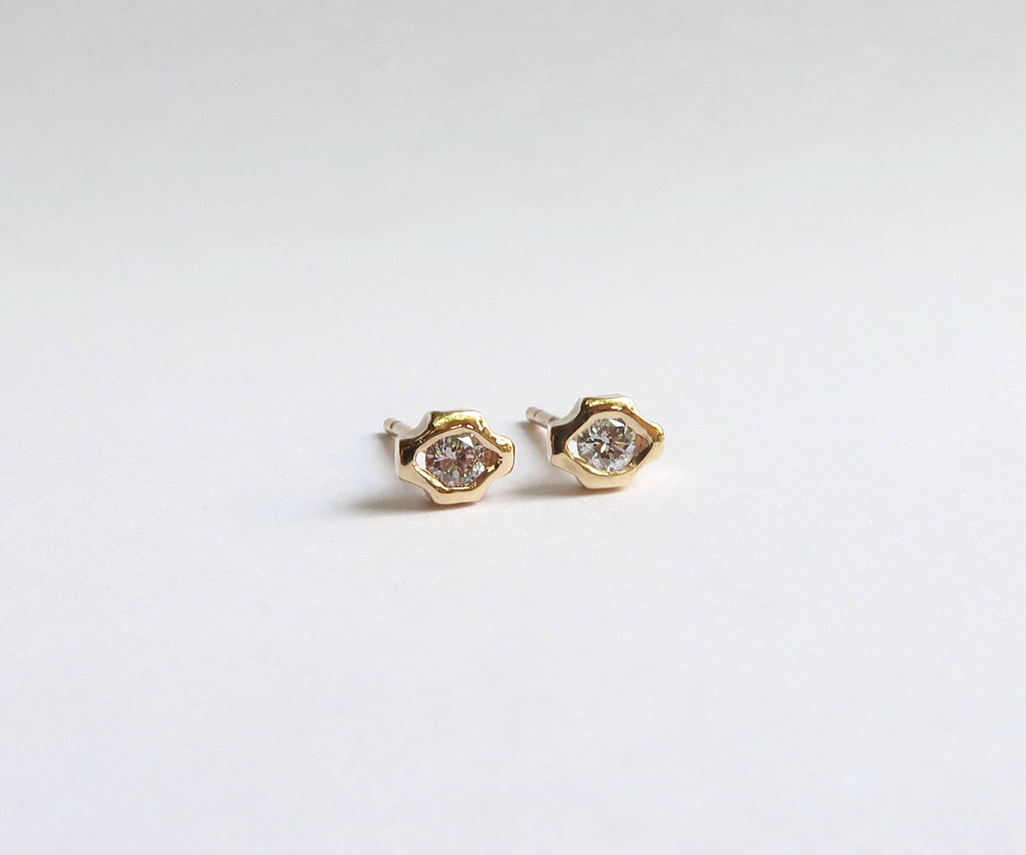 Nishi gold diamond studs