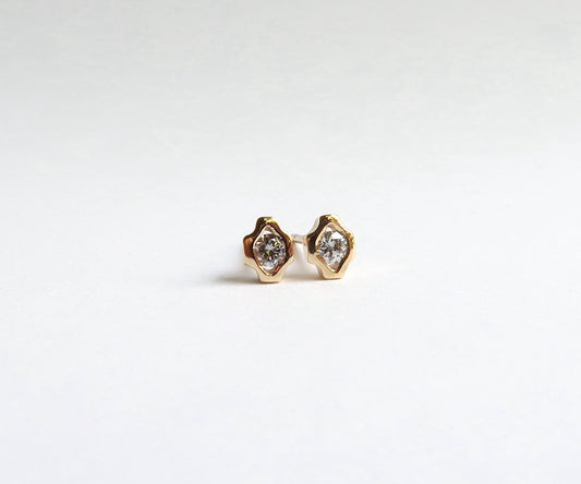 Nishi gold diamond studs