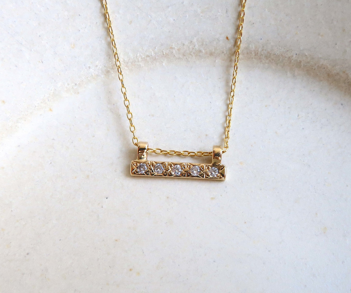 Diamond bar necklace yellow gold
