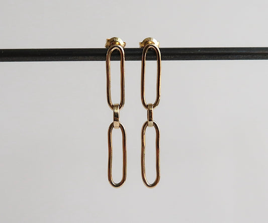 Solid gold chain link earrings