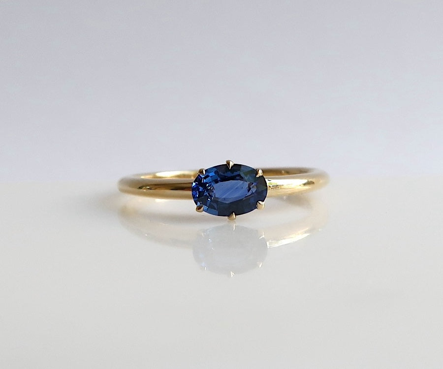 Sol Sapphire Ring