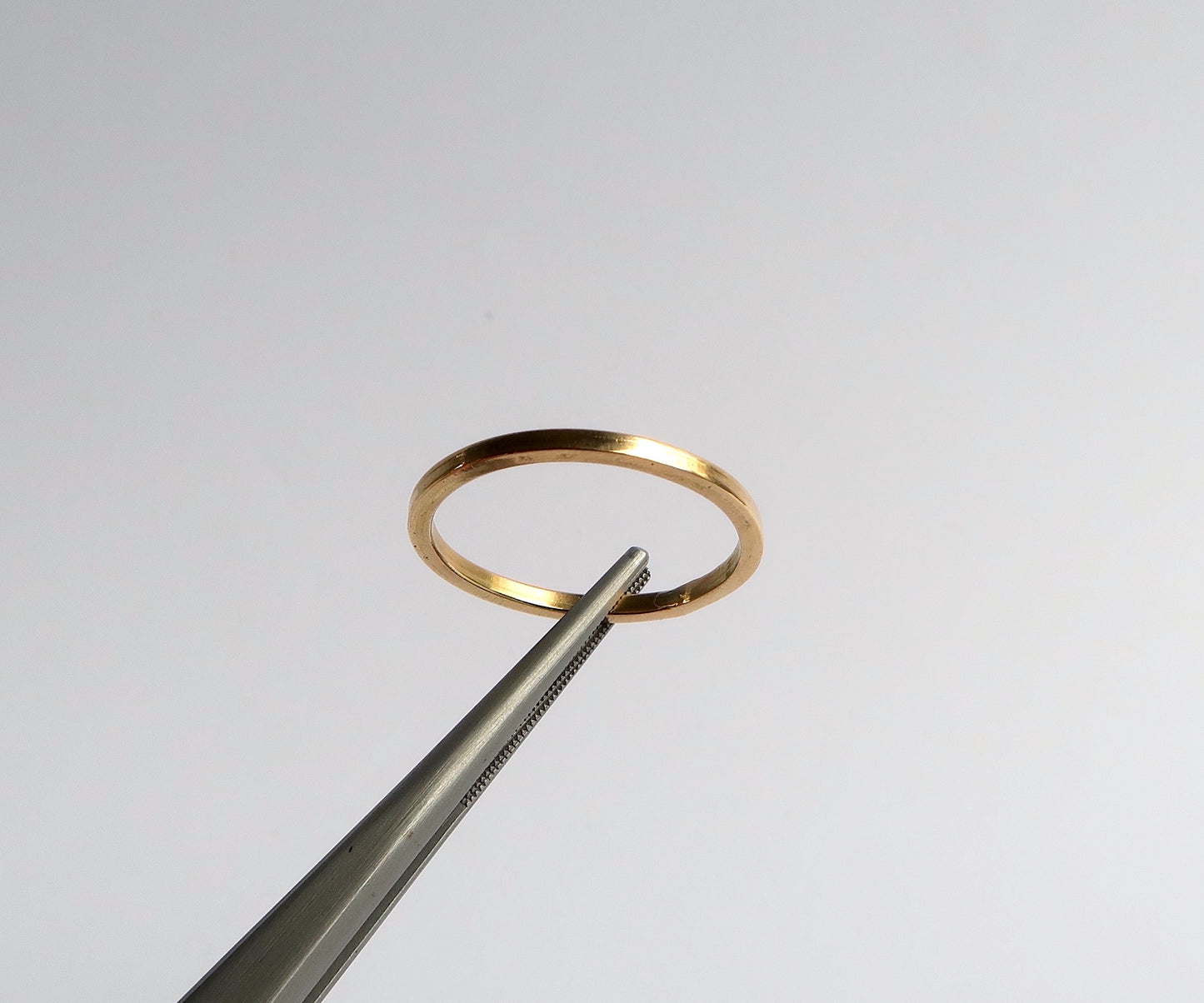 Nishi Flat Yellow Gold Band 1.5mm