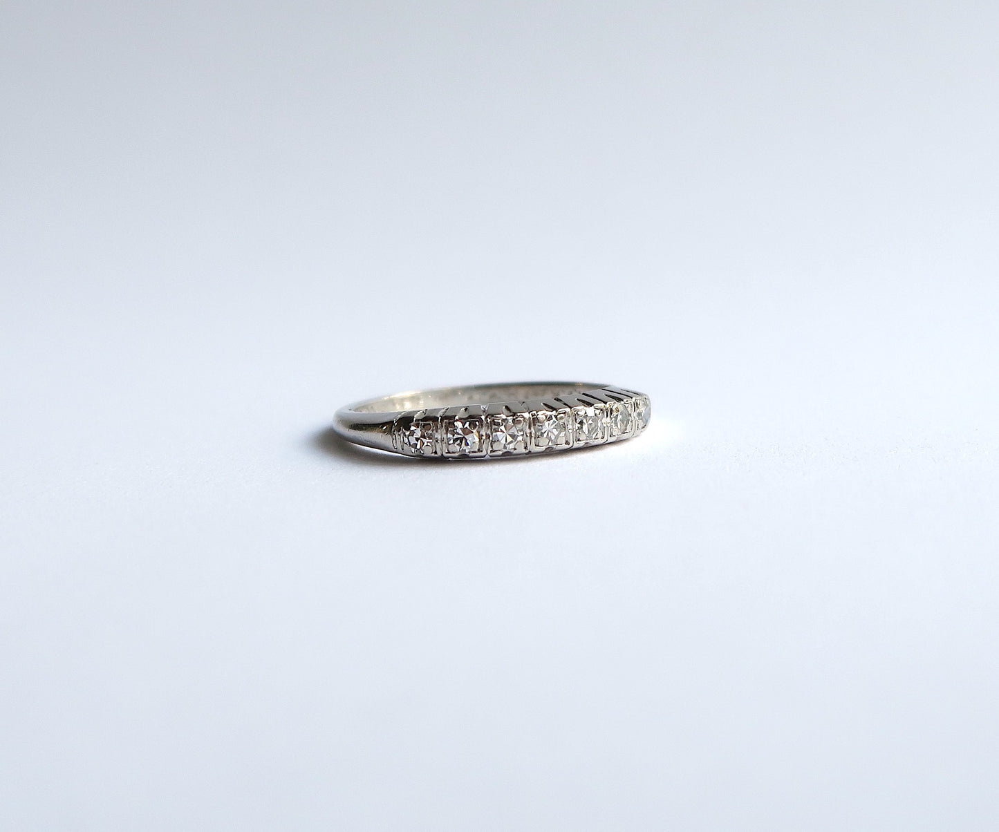 Nishi Vintage Diamond Platinum Band