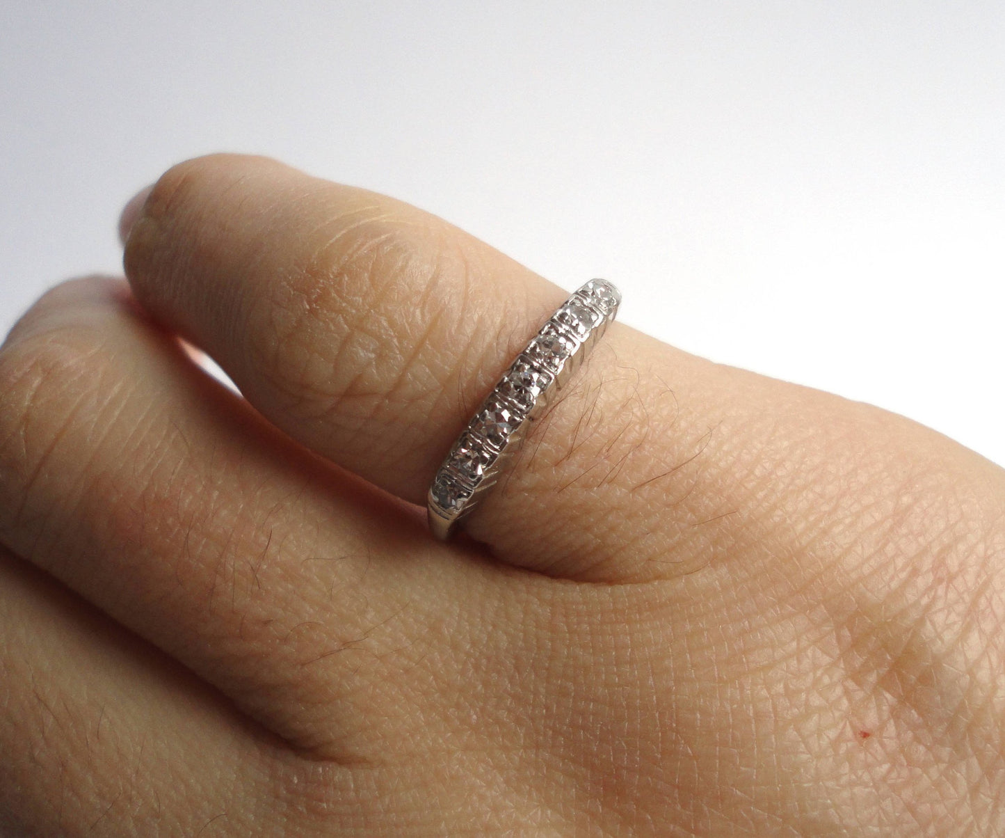 Nishi Vintage Diamond Platinum Band