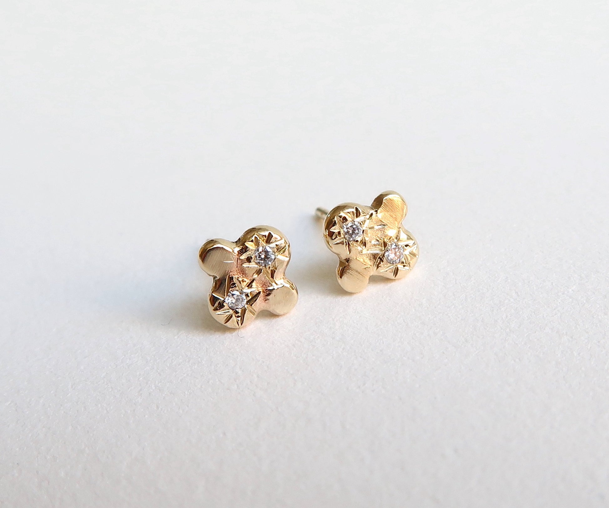 Nishi Yellow Gold Diamond Studs