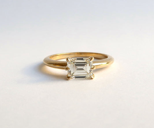 Nishi Emerald Cut Diamond Yellow Gold Ring