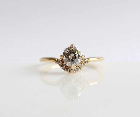 Luna Diamond Ring