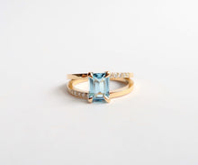 Load image into Gallery viewer, Nishi Aquamarine and Diamond Gold Ring