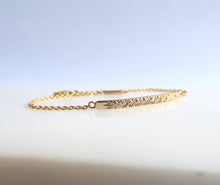 Load image into Gallery viewer, Nishi Diamond Bar Bracelet