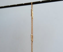 Load image into Gallery viewer, Nishi Diamond Bar Bracelet
