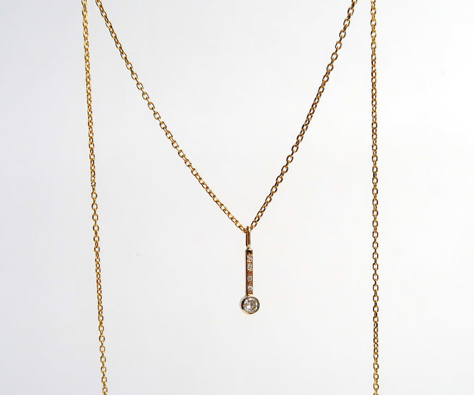 Nishi Bezel Stick Diamond Pendant Necklace
