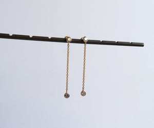 Nishi bezel set diamond chain link earrings