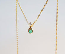 Load image into Gallery viewer, Nishi Diamond and Emerald Slider Necklace