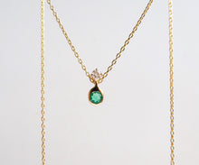 Load image into Gallery viewer, Nishi Diamond and Emerald Slider Necklace