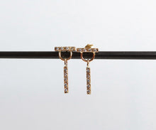 Load image into Gallery viewer, Nishi Gold Diamond Star Set Earrings