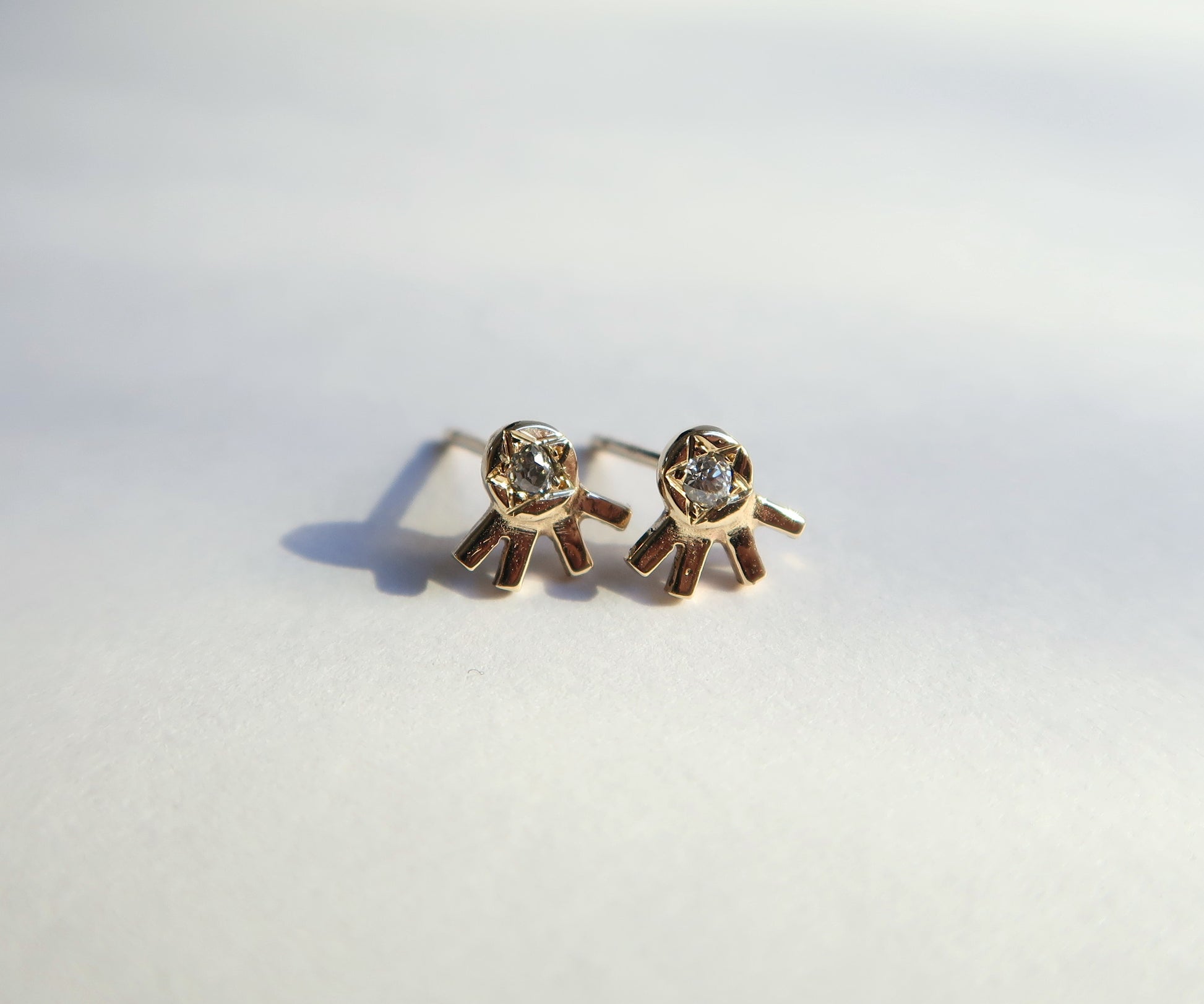 Nishi Diamond Helios Sun Studs