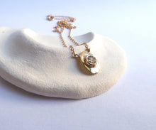 Load image into Gallery viewer, Nishi Diamond Gold Necklace