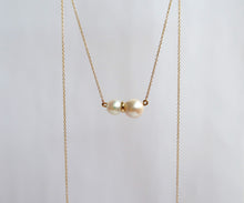 Load image into Gallery viewer, Akoya Pearl and Gold necklace