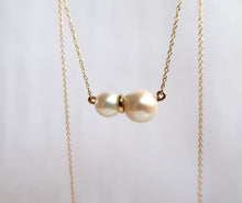 Load image into Gallery viewer, Akoya Pearl and Gold necklace