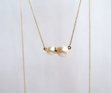 Load image into Gallery viewer, Akoya Pearl and Gold necklace