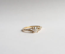 Load image into Gallery viewer, Nishi Old European Cut Split Shank Yellow Gold Ring