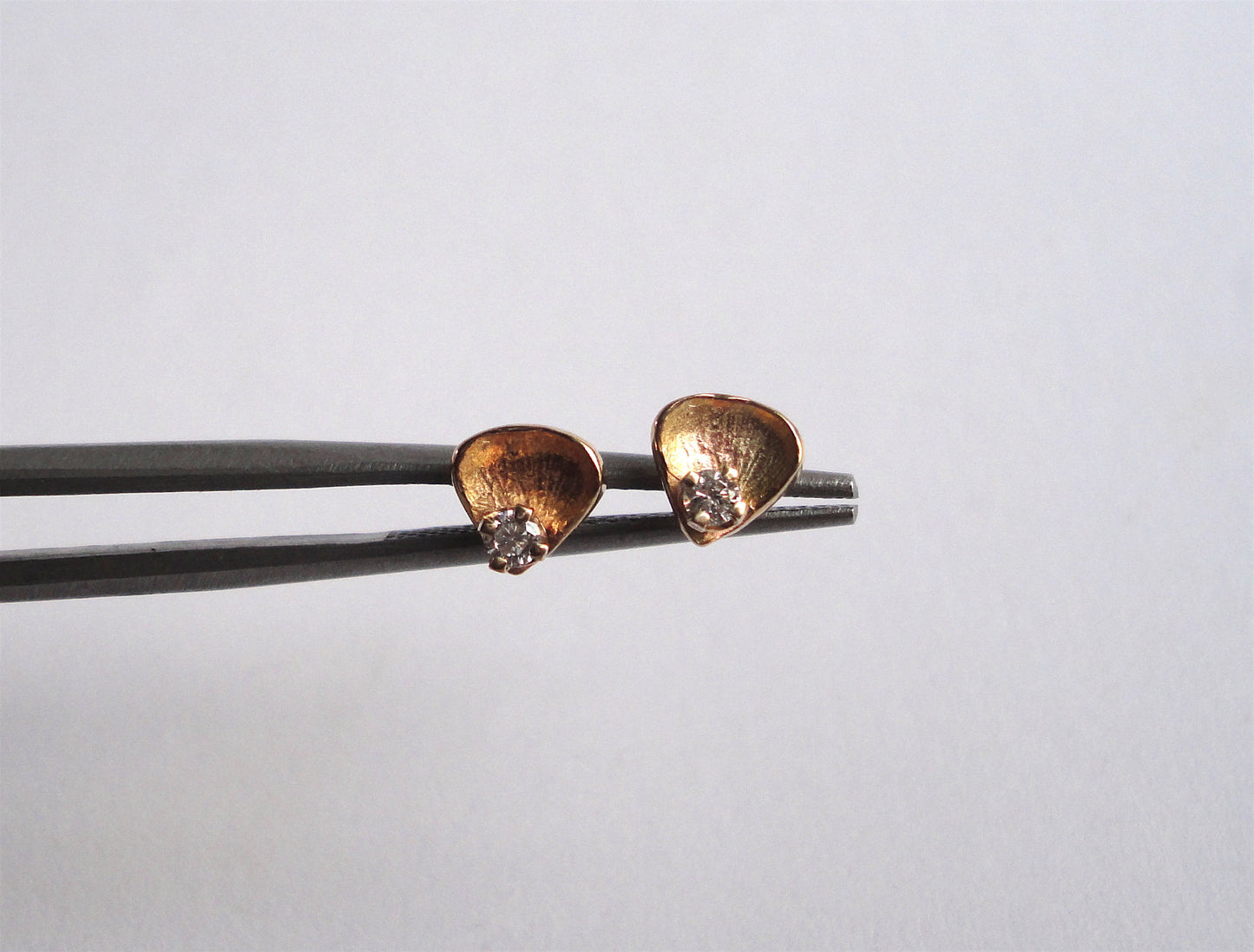 Nishi Diamond Petal Gold Studs